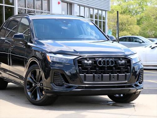 2025 Audi Q7 55 Premium Plus