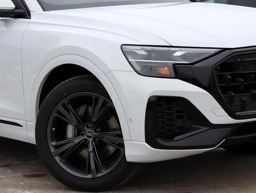 2026 Audi Q8 55 Premium
