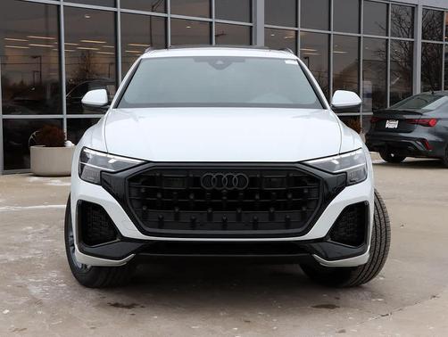 2026 Audi Q8 55 Premium