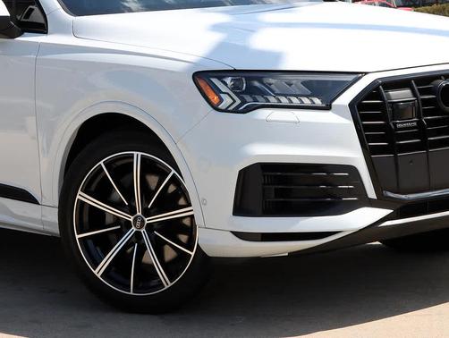 2023 Audi Q7 55 Prestige