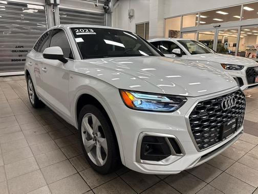 2023 Audi Q5 45 S line Premium Plus
