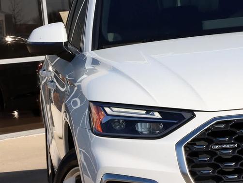 2023 Audi Q5 45 S line Premium Plus