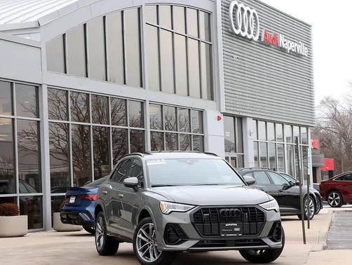 2025 Audi Q3 Premium 45 TFSI S line quattro Tiptronic