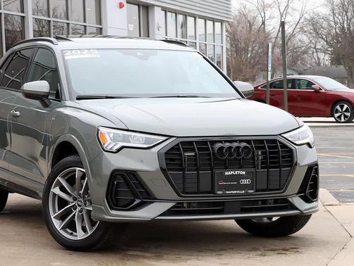 2025 Audi Q3 Premium 45 TFSI S line quattro Tiptronic