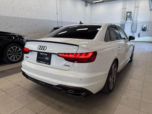 2023 Audi A4 Prestige 45 TFSI S line quattro S tronic