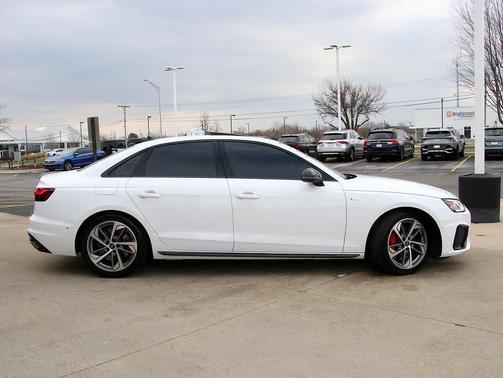 2023 Audi A4 Prestige 45 TFSI S line quattro S tronic