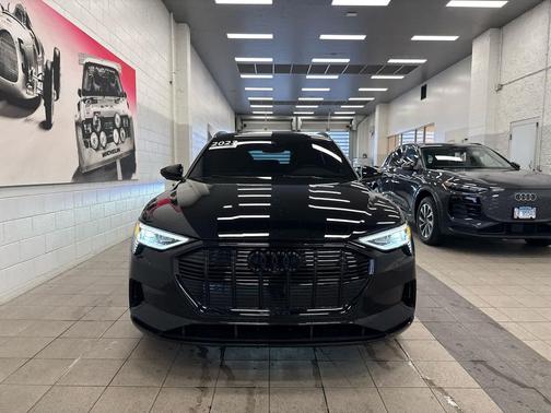 2023 Audi e-tron Premium Plus quattro