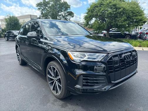 2022 Audi Q7 55 Premium Plus