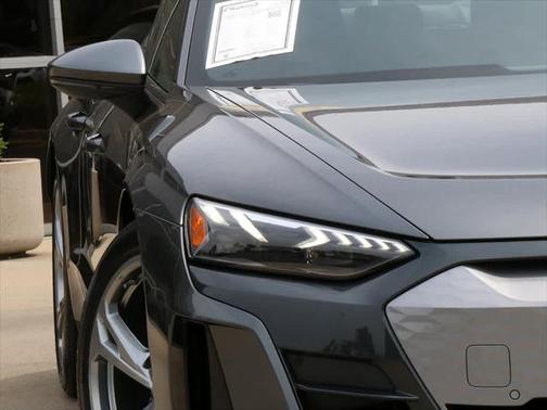 2022 Audi e-tron GT Premium Plus