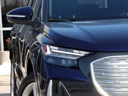 2023 Audi Q4 e-tron Prestige 50 quattro