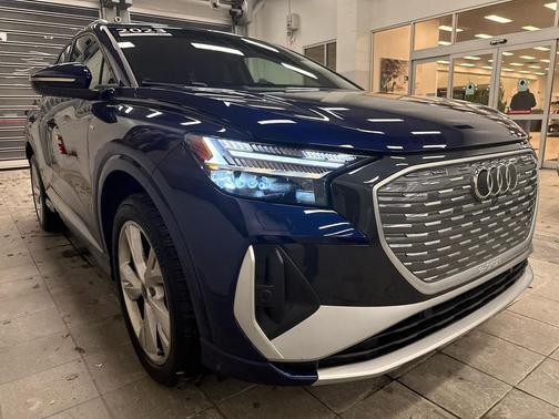 2023 Audi Q4 e-tron Prestige 50 quattro