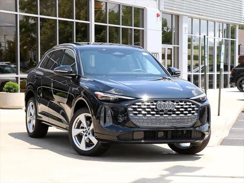 2025 Audi Q5 Premium Plus