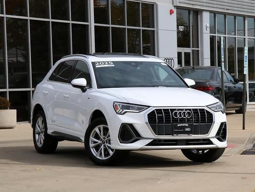 2025 Audi Q3 Premium 45 TFSI S line quattro Tiptronic