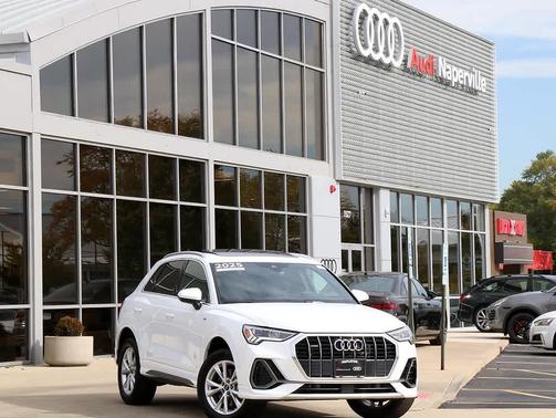 2025 Audi Q3 Premium 45 TFSI S line quattro Tiptronic