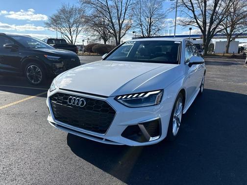 2023 Audi A4 45 S line Premium Plus