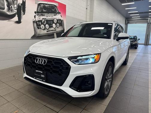 2025 Audi Q5 45 S line Premium