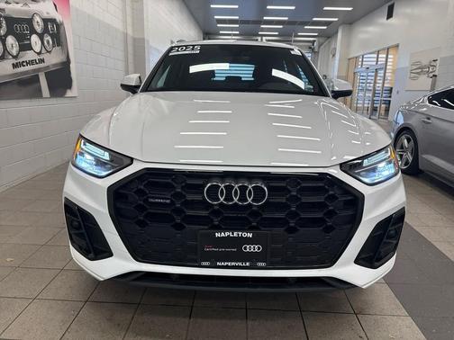2025 Audi Q5 45 S line Premium