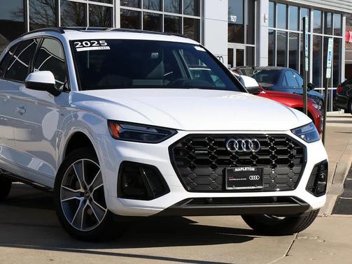 2025 Audi Q5 45 S line Premium