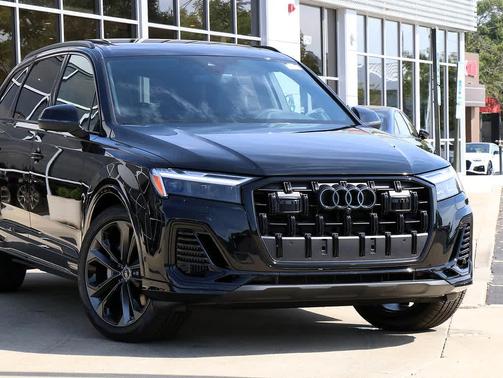 2026 Audi Q7 55 Premium Plus