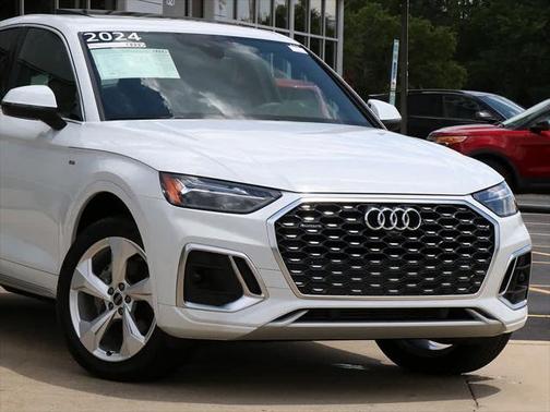 2024 Audi Q5 45 S line Premium