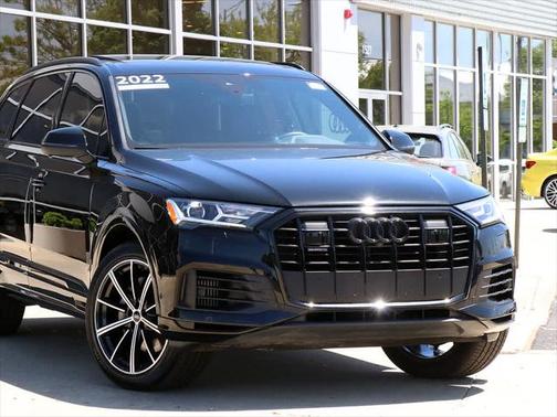 2022 Audi Q7 55 Premium Plus