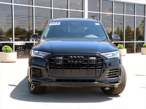 2022 Audi Q7 55 Premium Plus