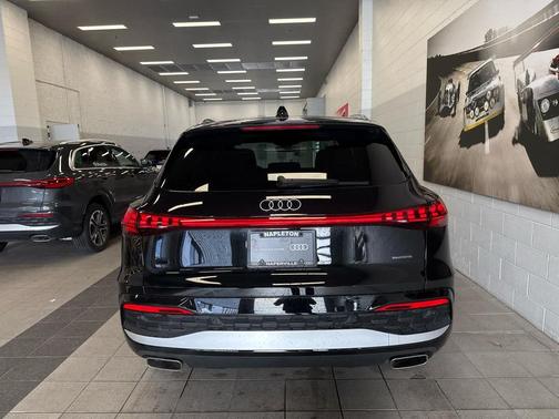 2025 Audi Q5 Premium TFSI quattro S tronic