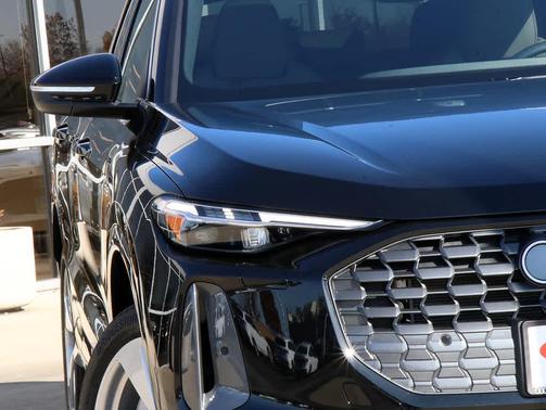 2025 Audi Q5 Premium Plus TFSI quattro S tronic