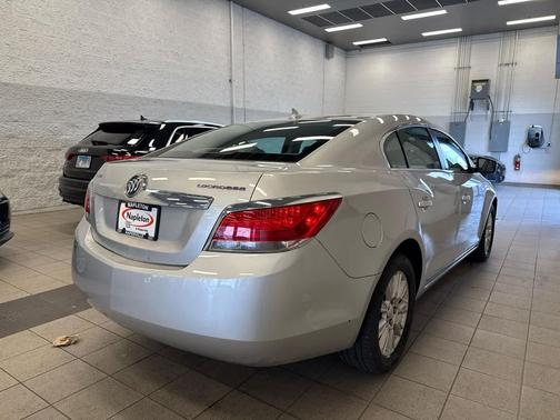 Quicksilver Metallic 2010 Buick LaCrosse CX