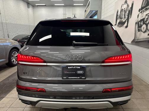 2025 Audi Q7 55 Premium Plus