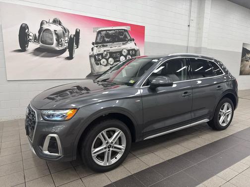 2024 Audi Q5 55 S line Prestige