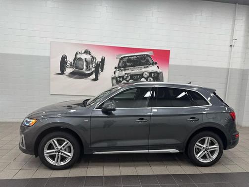 2024 Audi Q5 55 S line Prestige
