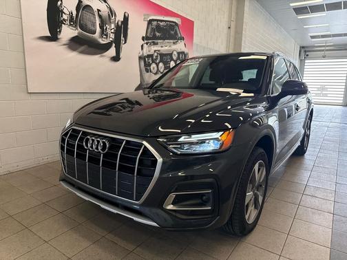 2023 Audi Q5 40 Premium Plus