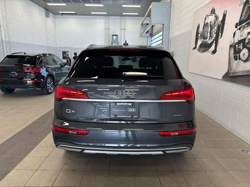 2023 Audi Q5 40 Premium Plus