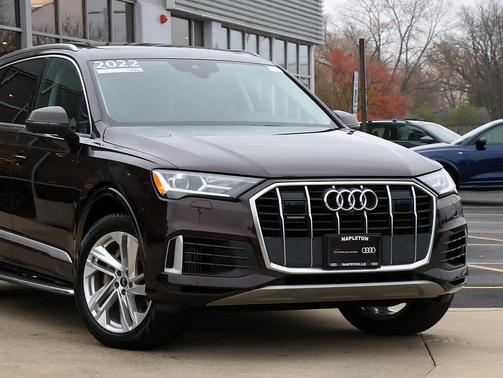 2022 Audi Q7 55 Premium Plus