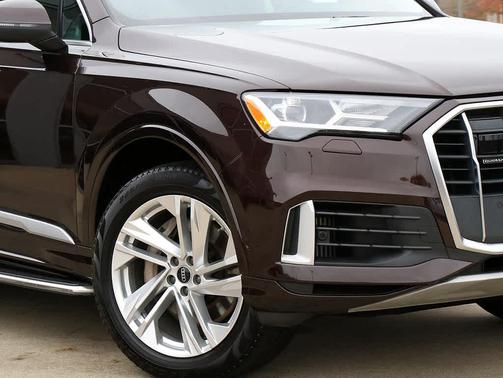 2022 Audi Q7 55 Premium Plus
