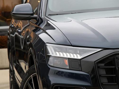 2023 Audi Q8 55 Prestige