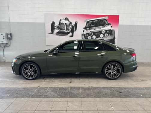 2023 Audi S4 Premium Plus TFSI quattro Tiptronic