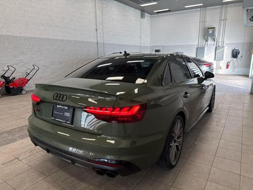 2023 Audi S4 Premium Plus TFSI quattro Tiptronic