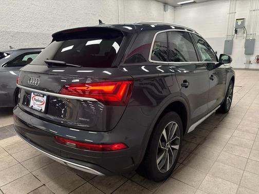 2021 Audi Q5 45 Premium Plus