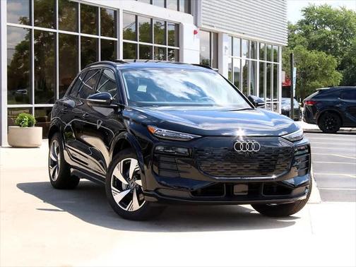 2025 Audi Q6 e-tron Premium Plus quattro