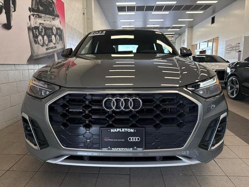 Chronos Gray Metallic 2023 Audi Q5 45 S line Premium