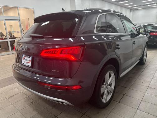 2019 Audi Q5 2.0T Premium Plus