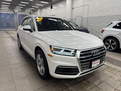 2018 Audi Q5 2.0T Premium Plus