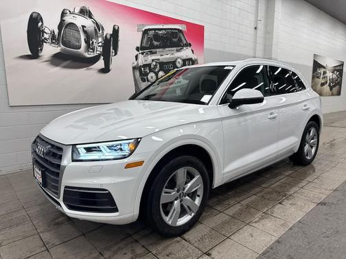 2018 Audi Q5 2.0T Premium Plus
