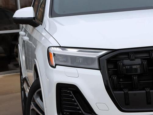 2026 Audi Q7 45 Premium