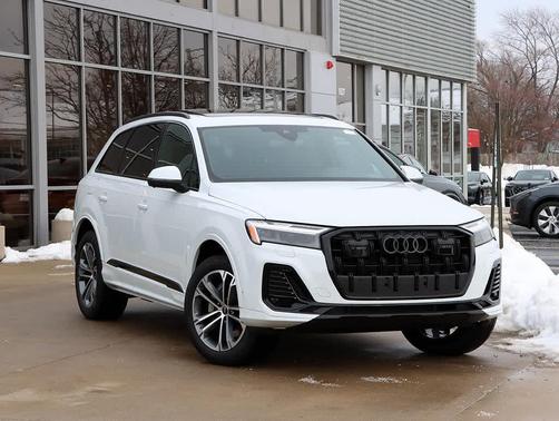 2026 Audi Q7 45 Premium