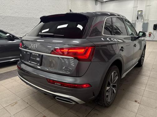 2024 Audi Q5 45 S line Premium Plus