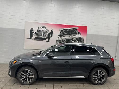 2024 Audi Q5 45 S line Premium Plus
