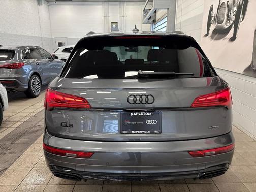 2024 Audi Q5 45 S line Premium Plus